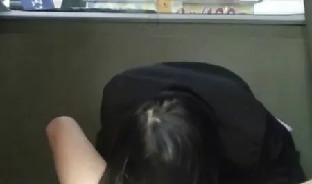 Sopir betina bogel Taksi mengambil hitam wanita dan keluarga.