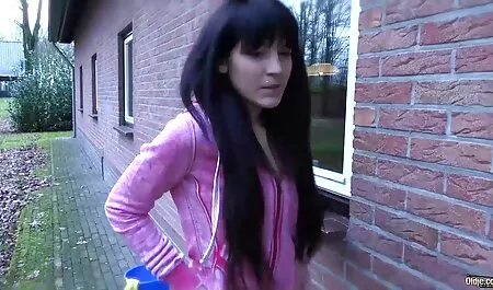 Seorang mata melotot tetangga, dengan video lucah negro Amerika dan wanita mereka tits di dapur.