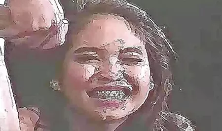 Pelajar-pelajar di pesta hebat topless satu xxx lucah sama lain dan strok