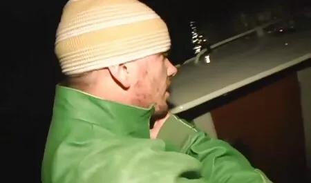 Penari telanjang bohsia lucah di kumpulan wanita di kelab malam