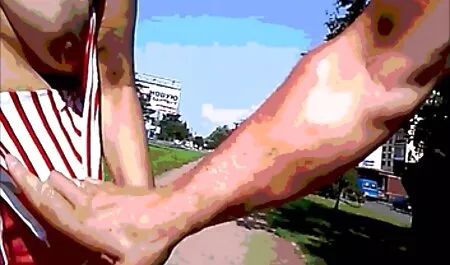 Besar mengusap topi dan mengambil ini dalam mulut video lucah wan azlin seorang pria kulit hitam