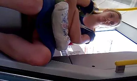 Ria San mengusik dua pekerja dan memberi video lucah curang mereka keledai