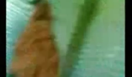 Matang blonde pembedahan porno kanak2 di satu selepas terhantuk