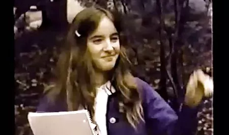 Masa wayang lucah depan .. akan pulang dan mencium istrinya kamar yang indah.