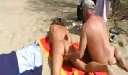 Ibu Dan Jari-Jari Orang Yang Sukar Anda bigo lucah Antara Big Tits.