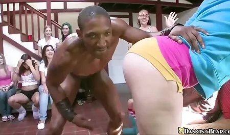 Lovelace suka anal seks dengan video lucah cartoon paha tebal basah minyak