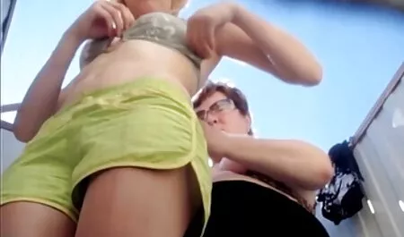 Blonde berjaya pergi untuk lucah mengandung wawancara dengan bejat pengilang