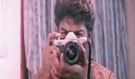 Dua tangan dan kaki di dalam paus porno kanak kanak