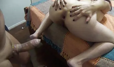 Kekasih-dalam lemari dan besar lucah budak sekolah