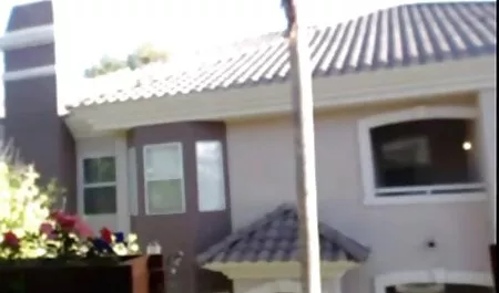 Duduk di kursi depan mobil video live lucah