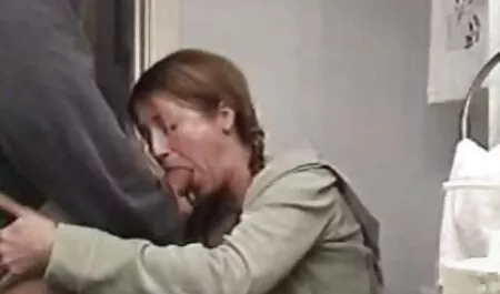 Dia pulih dalam dua seks sekolah menengah hal.