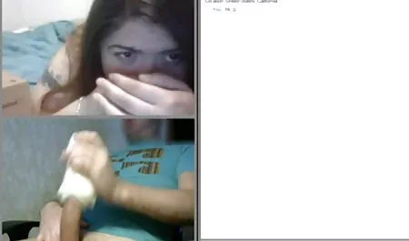 Tidur lucah blue gadis