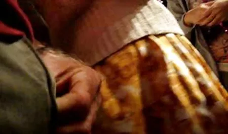 Kamera tersembunyi adalah lemak penipu dengan tetangga baru sementara suaminya video lucah bunga citra lestari bekerja.