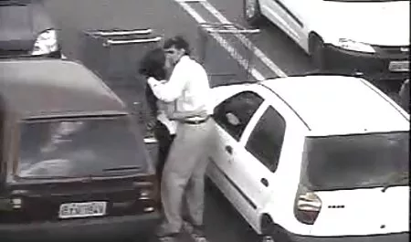 Pria ini perempuan bogel xxx menggali teman di atas meja.