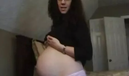 Berpengalaman casanova menyebarkan pada Perang di sebuah budak sekolah video lucah kapal pesiar