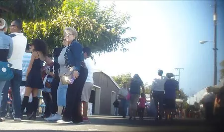 Keledai awek lawa lama di bawah penis dari dua orang di sebuah hotel.